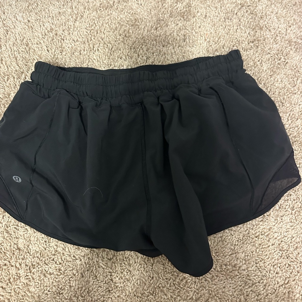 Black lulu lemon hotty hot shorts size 8